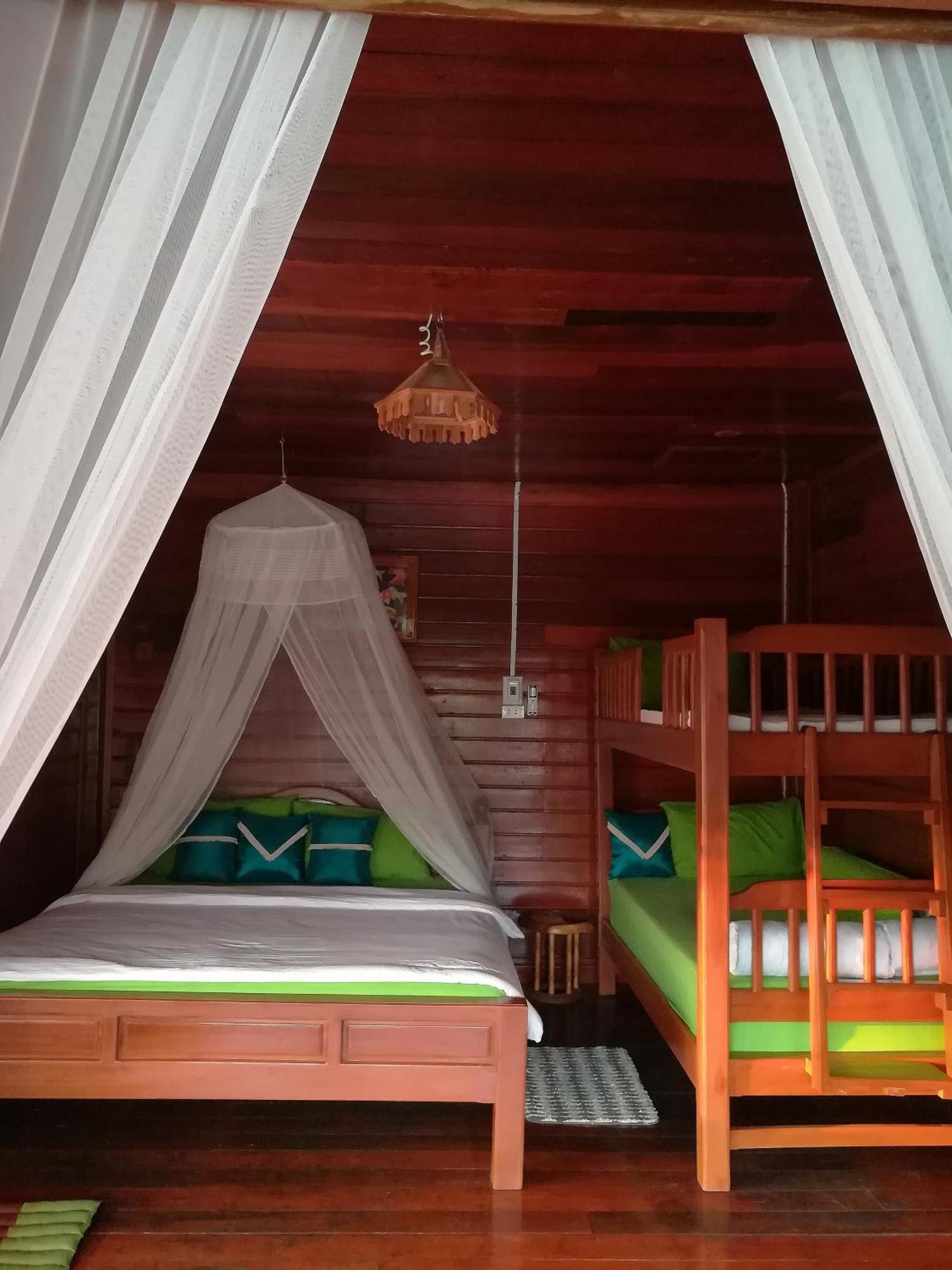 Lampang Lanna Home Rum bild