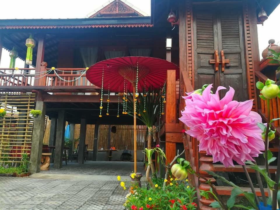 Lampang Lanna Home Exteriör bild